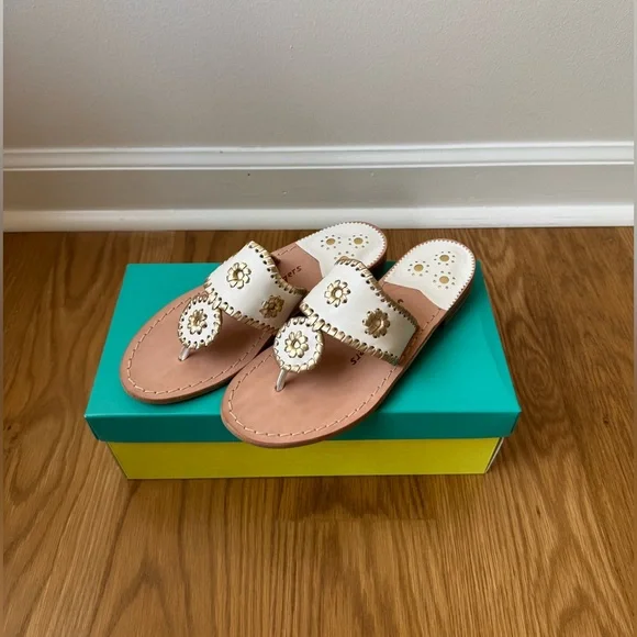 Jack Rogers Nantucket White & Gold Leather Sandal, Women's 5 - NWT/NWB - Picture 2 of 12